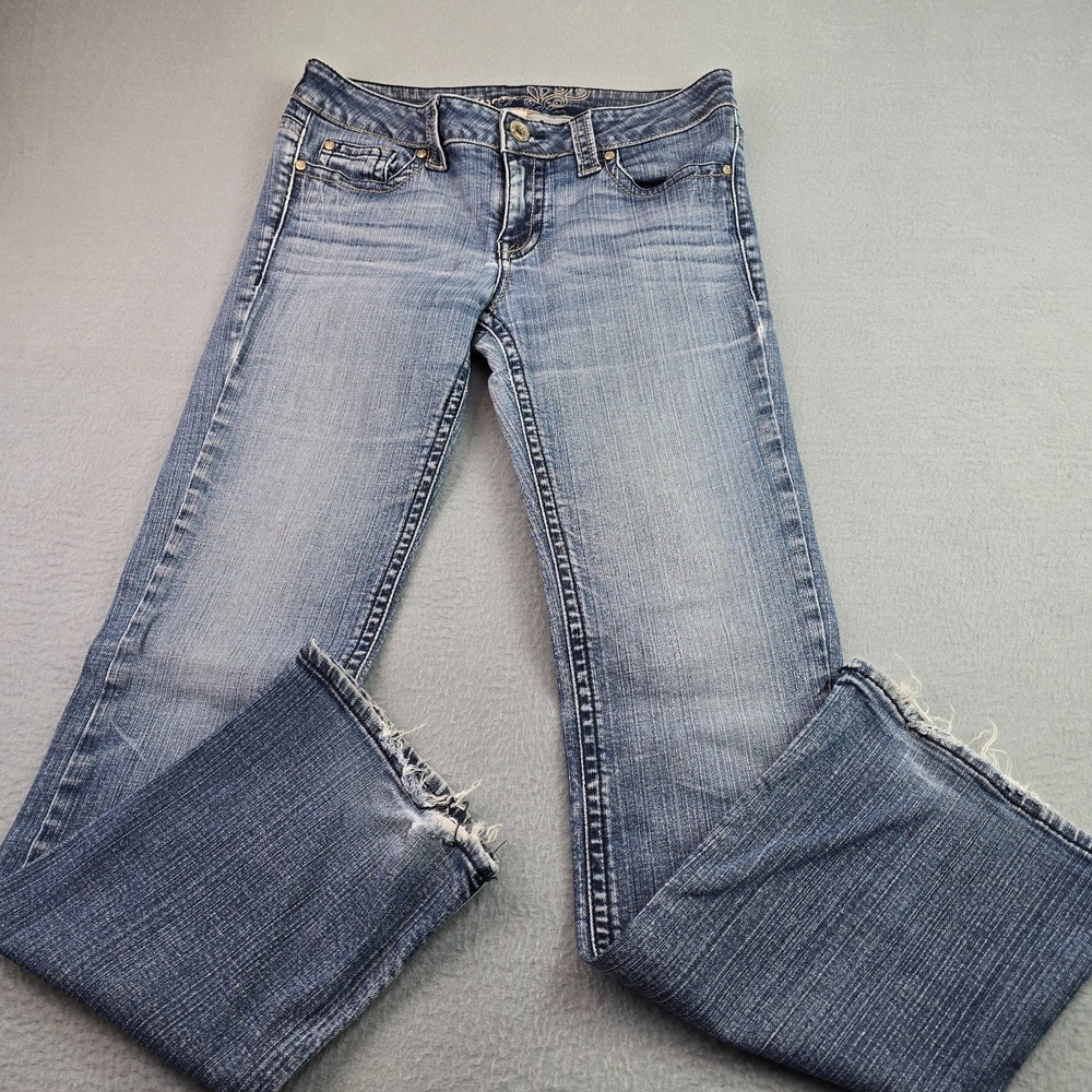Refuge Bootcut Jeans Size 7 Med Wash Stretch Low Rise Y2K Frayed Hem Festival